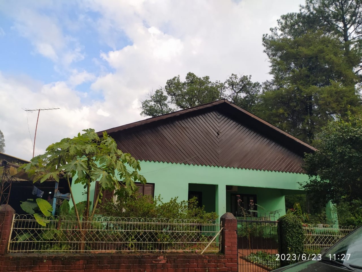 Lote con casa en Dos de Mayo