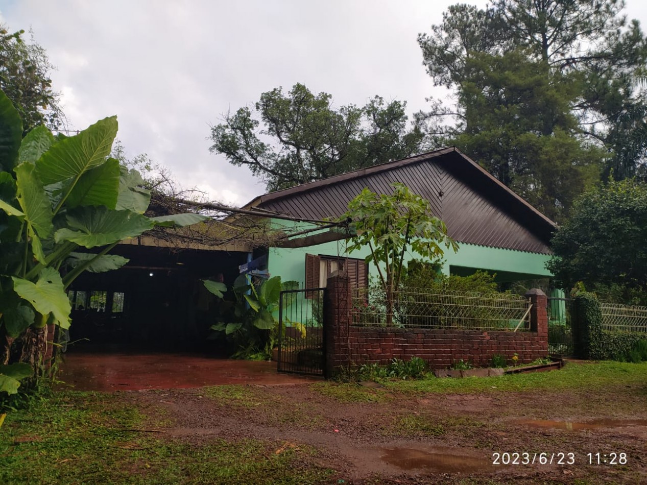 Lote con casa en Dos de Mayo